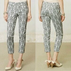Cartonnier Gray Patterned Cropped Pants
